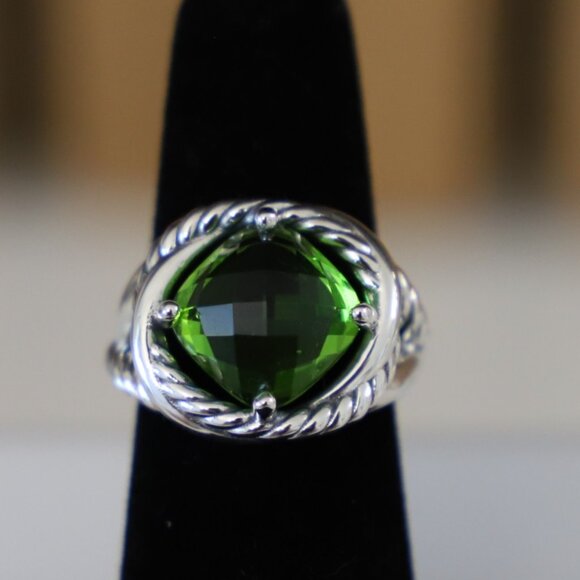David Yurman Sterling Silver 11mm Infinity Ring with Peridot size 6 - Picture 3 of 10